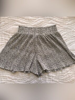 Promesa Black and White Printed High-Waist Skort